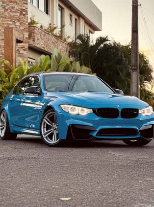 BMW M3 3.0 I6 GASOLINA SEDAN AUTOMÁTICO BMW M3 3.0 I6 GASOLINA SEDAN AUTOMÁTICO